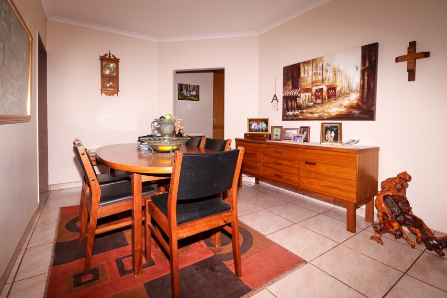 3 Bedroom Property for Sale in Flamwood North West